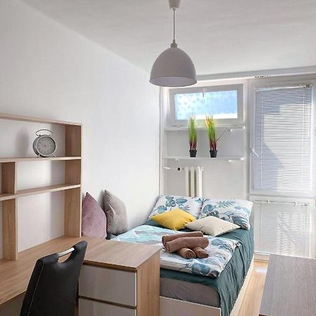 Bright Room №3 Grzybowska 9 Varsavia Esterno foto